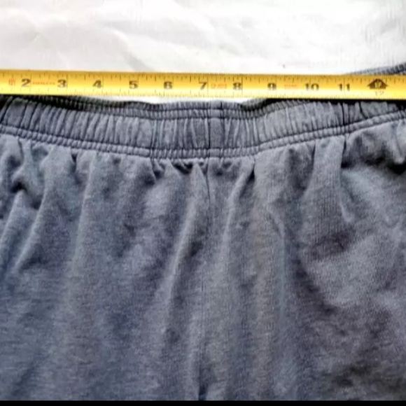 Adidas Women's Logo gray jogger sweatpants size medium with pockets - Picture 3 of 4